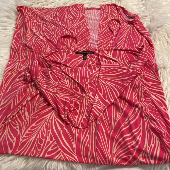 Victoria Secret Dress size L length 50” bust 36” pink and white color - Picture 9 of 12